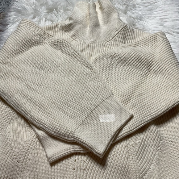 DEREK LAM 10 CROSBY ANITA COLD SHOULDER TURTLENECK - Picture 8 of 9